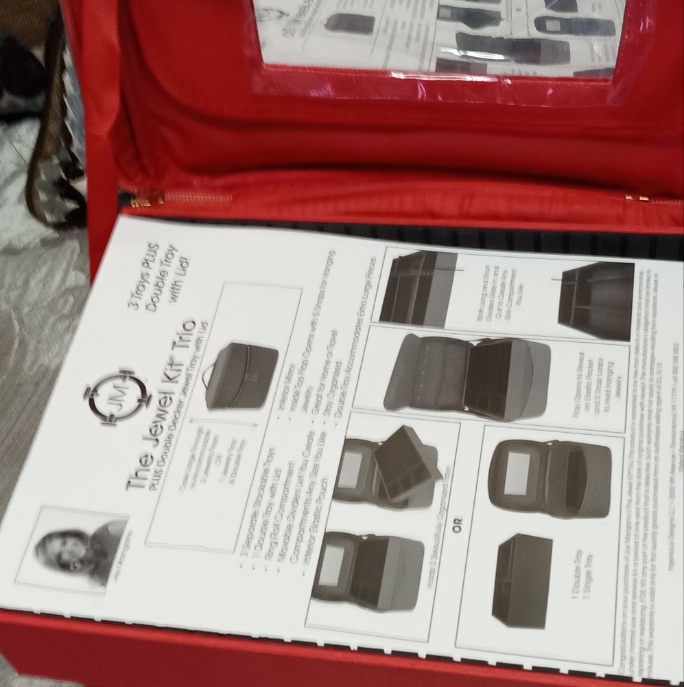 Red Carry Case - Picture 9 of 12